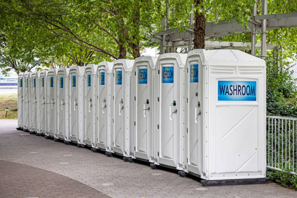 Best Sanitation services for porta potties  in Oldsmar, FL