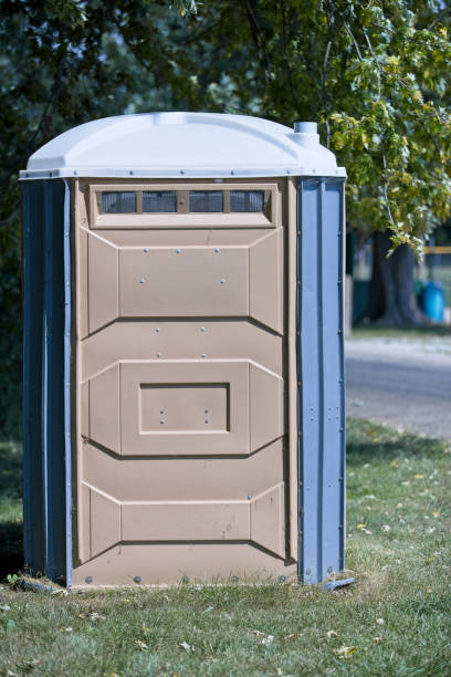 Best Portable restroom trailer rental  in Oldsmar, FL
